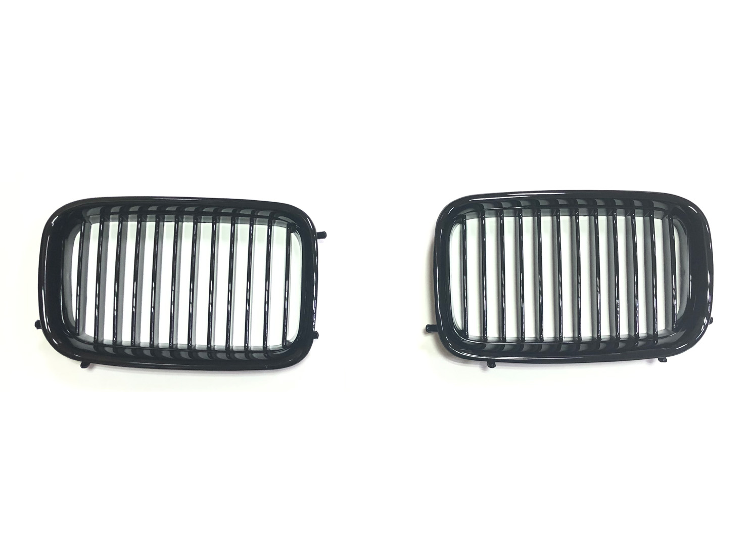 BMW 3 SERIES  E36 GRILLE LH/RH