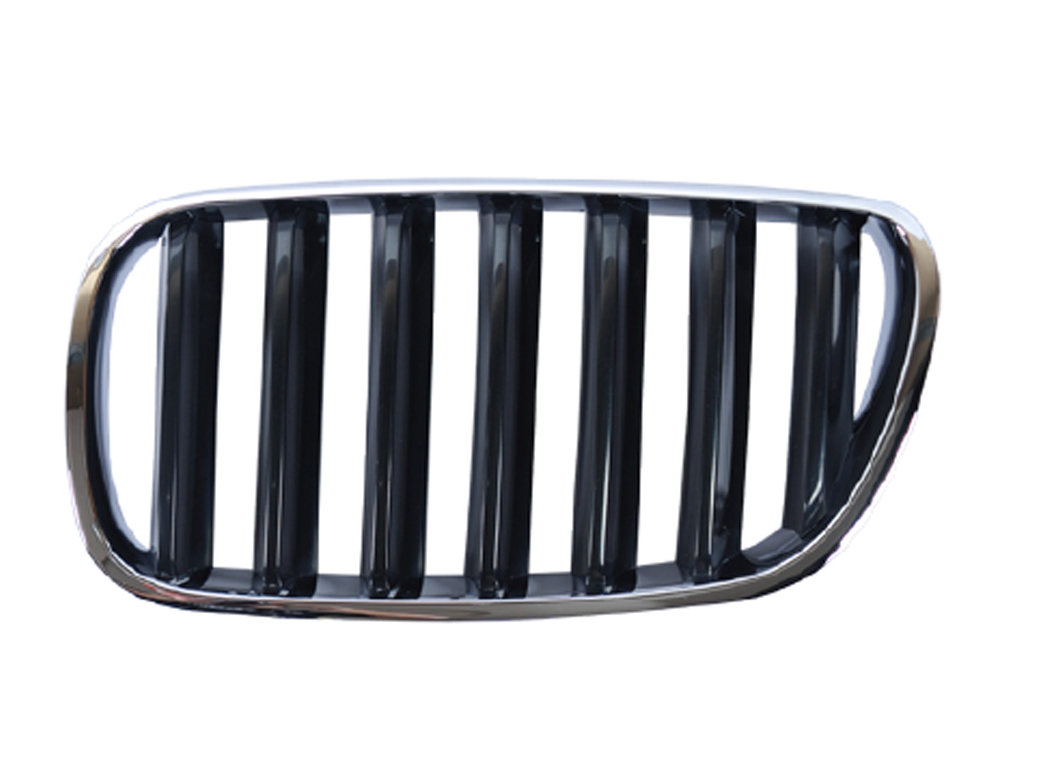 BMW X3 E83 GRILLE LH