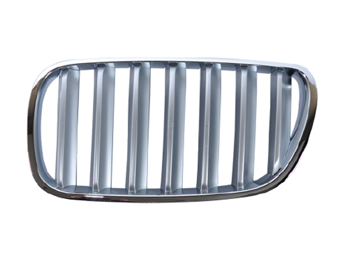 BMW X3 E83 GRILLE LH